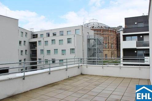 Dachgeschosswohnung mit Terrassen an der U3!