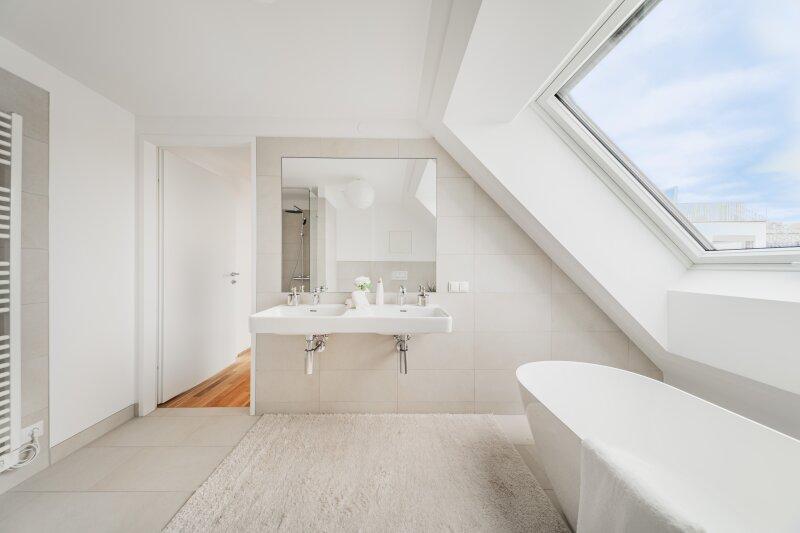 Bad mit Fenster
