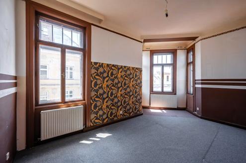 ++NEU++ Altbaujuwel: 3 Zimmer mit Charme & Entwicklungspotenzial