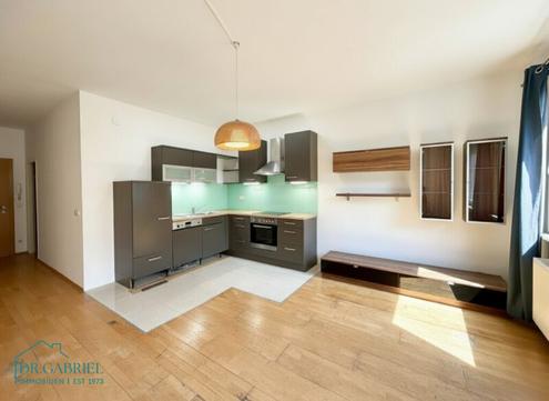 HELLE WOHNUNG NAHE DEM BRUNNENMARKT