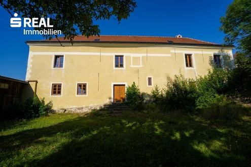 Ehemaliges Pfarrhaus mit gro�em Gartengrundst�ck