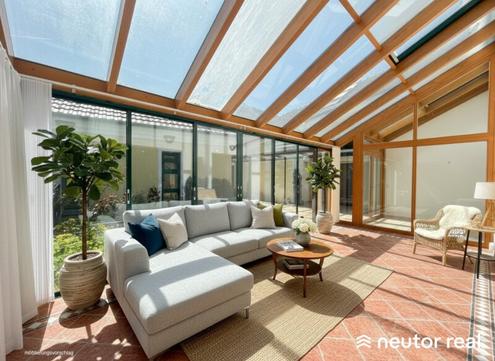 EXKLUSIVES WOHNEN AM DONAUUFER IN BESTLAGE VON TULLN - WINTERGARTEN - GARAGE ***