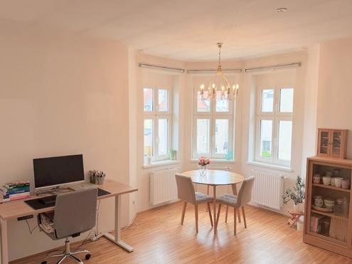 N�HE UNI-CAMPUS KREMS! CHARMANTE 2 ZIMMER- WOHNUNG mit BALKON!