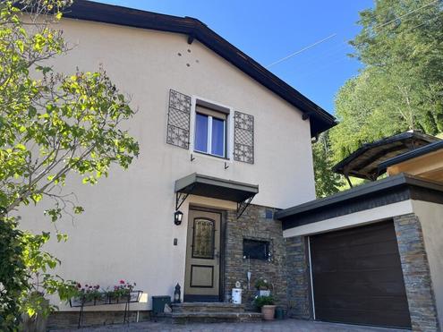 sch�nes, sauberes Wohnhaus mit traumhaftem Ausblick