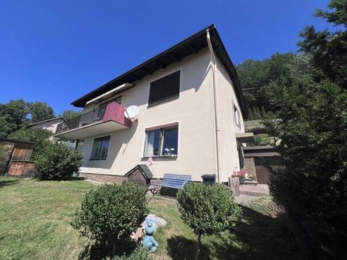 Traumhafte Aussicht inklusive - gro�z�giges Wohnhaus in Fohnsdorf