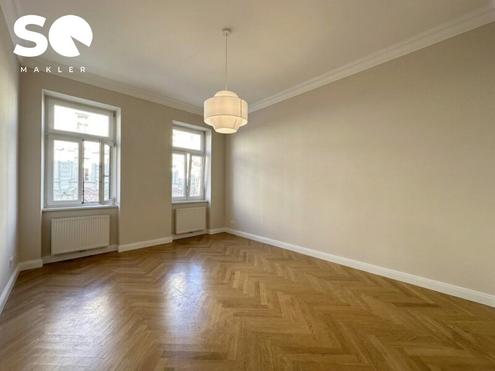 #SQ - SANIERTE, KOMPAKTE STADT-ALTBAUWOHNUNG MIT PARKBLICK UND HERVORRAGENDER INFRASTRUKTUR