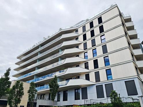 EXKLUSIVES WOHNEN, gepflegte 71 m2 Neubau mit 14 m2 Balkon, 2 Zimmer, Komplettk�che, Wannenbad, Parketten, Ruhelage, Pfarrwiesengasse