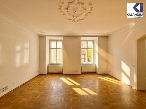 360 TOUR //KLASSISCHE  ALTBAUWOHNUNG IM PALAIS ESTERHAZY