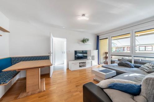 Modernisierte 2-Zimmer-Wohnung mit westseitiger Loggia in Rodaun