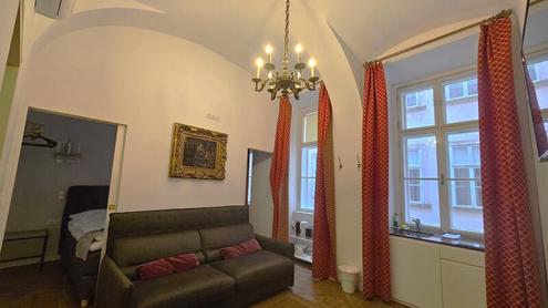 Vollm�bliertes Apartment am Judenplatz - sofort verf�gbar