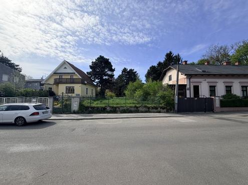 2 Bauplatzm�glichkeiten in famili�rer Ruhelage