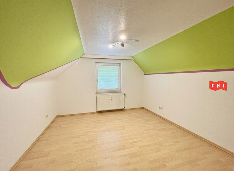 Schlafzimmer DG