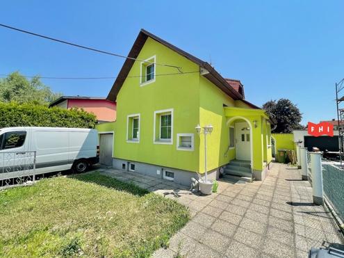 Erweiterbares 68m� Einfamilienhaus mit Garage, Pool & Gartenhaus