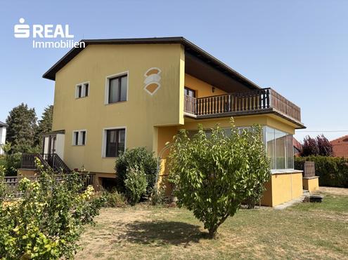 Gro�z�giges 6-Zi-Haus mit Garten, 2 Terrassen & Garage in Poysdorf