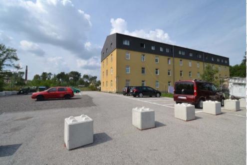 Bahnhofsn�he! Zwei Zimmerwohnung in Felixdorf!
