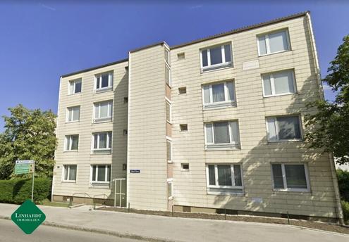 Renovierungsbed�rftige 4-Zimmerwohnung bei Bahnhof