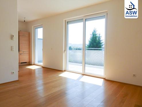 Moderne 2-Zimmerwohnung mit großer Terrasse in zentraler Lage