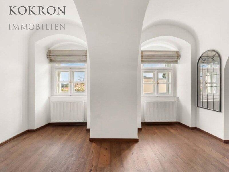 Viel Licht durch 2 Fenster im Wohnbereich