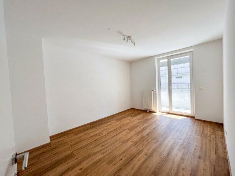 Zimmer 1 im OG | Balkonzugang