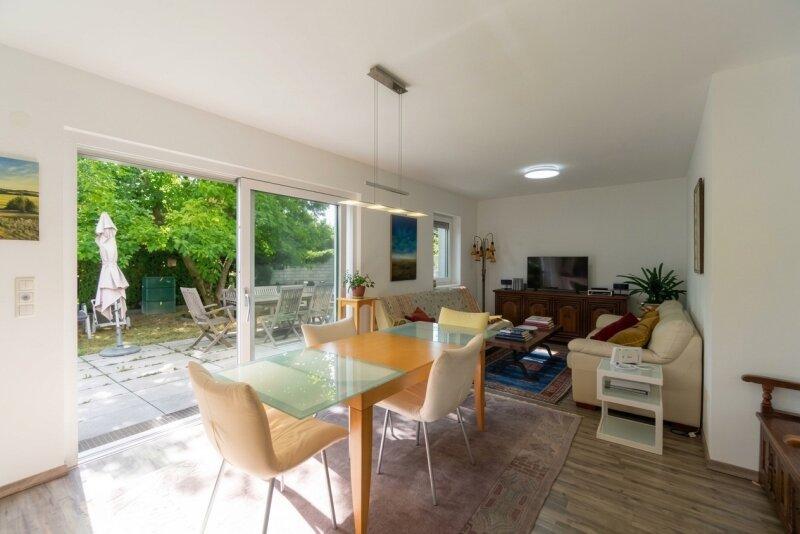 Wohnk�che mit Terrassenausgang
