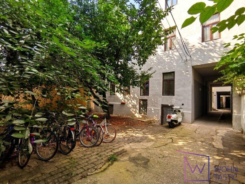 Innenhof mit Fahrradabstellbereich