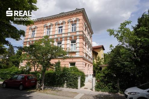 ALTBAUETAGE MIT SELTENHEITSWERT - Historischer Charme auf 140 m� - eine ganze Etage f�r Ihre Wohnideen