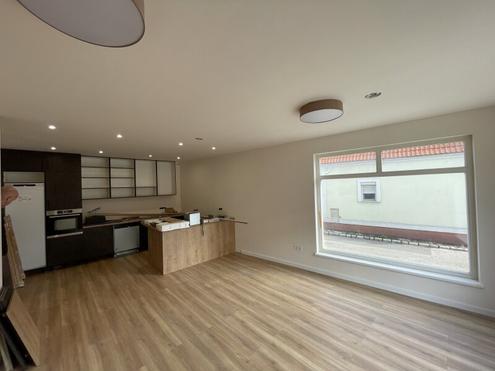 ERSTBEZUG NACH SANIERUNG -- 3-ZIMMER-WOHNUNG IN SCHATTENDORF!