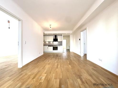 Charmante, frisch renovierte 3-Zimmerwohnung in ruhiger Lage nahe dem Karmelitermarkt