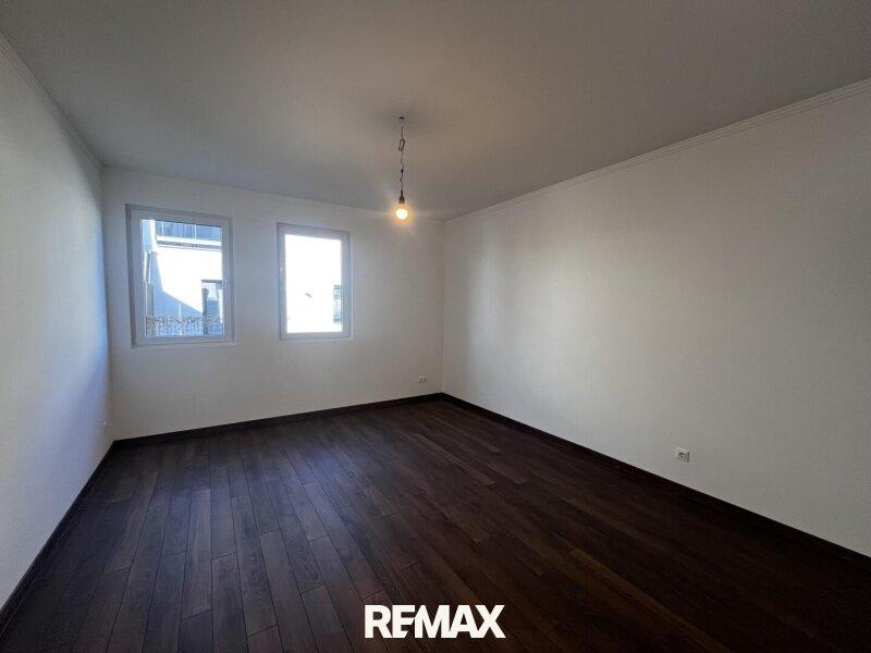 04 OG_Zimmer1a