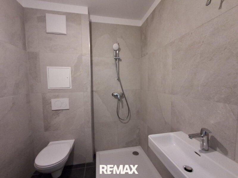 3 Badezimmer 1220