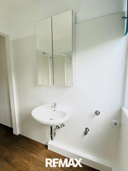 2 BADEZIMMER