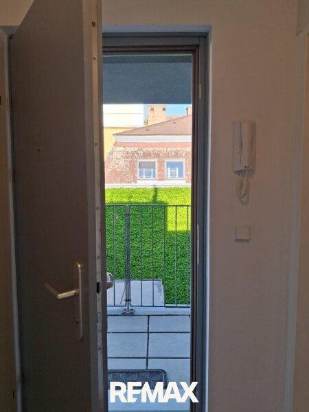 27 Sicherheitst�re 1210