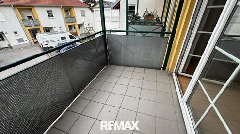 "Zentrumslage, Westbalkon!"