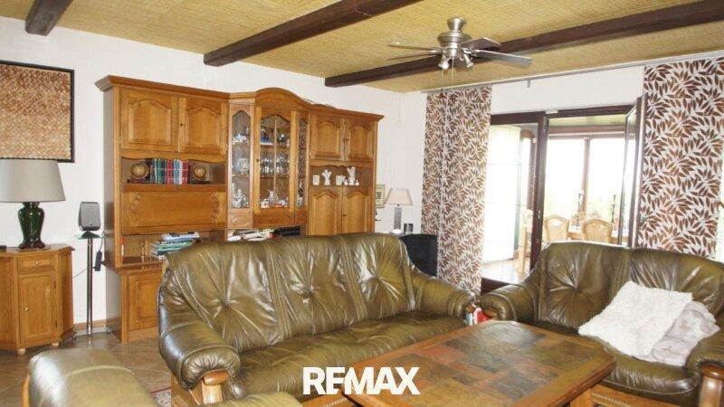 27 Wohnzimmer mit Wintergarten EG EFH 1220