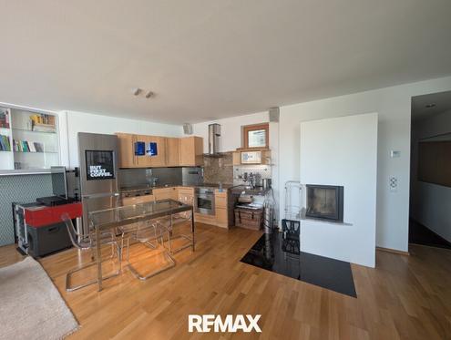 Herrliche Dachmaisonette mit Terrasse!"