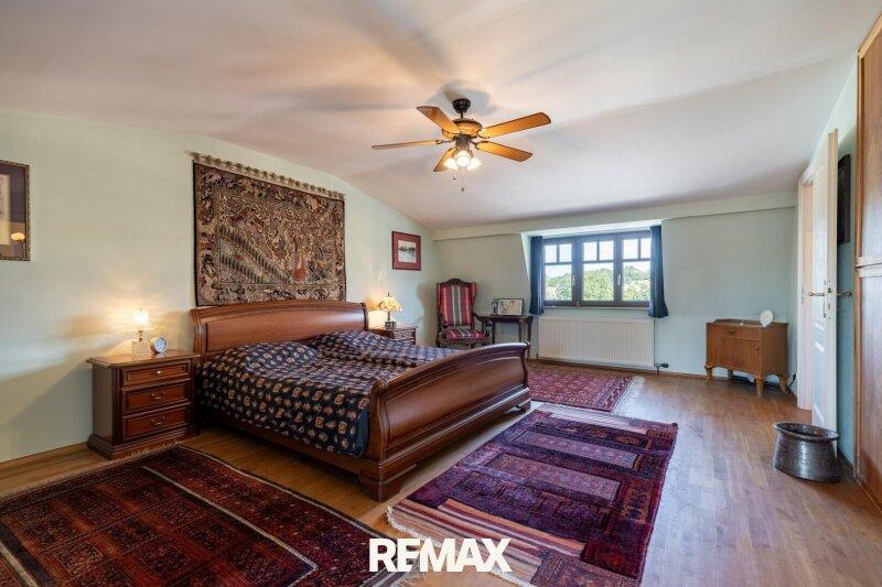 26 Schlafzimmer DG