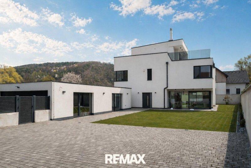 05 Villa in Alland