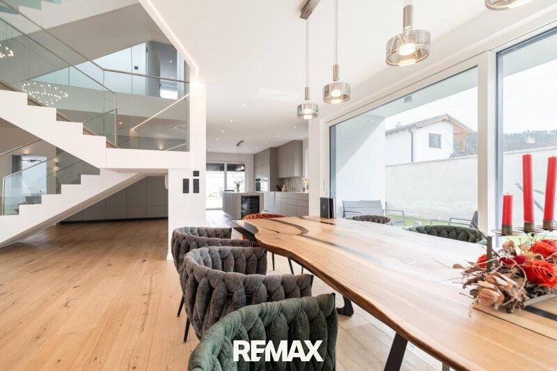 09 Wohnzimmer