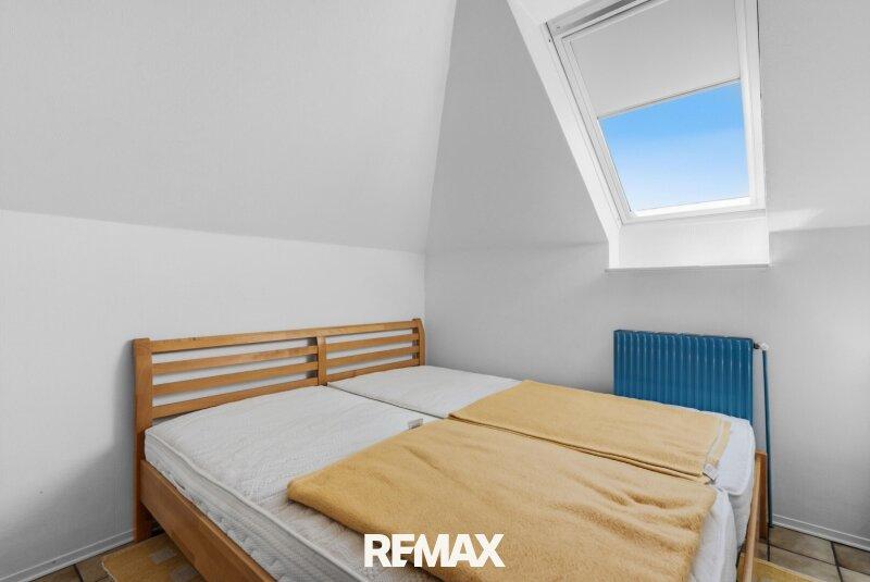 18 Zimmer 1 OG