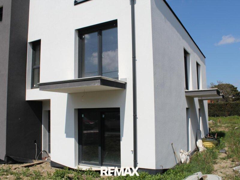 03. DHH 2333 Leopoldsdorf - Au�enansicht