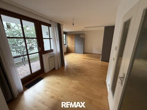 "Top-Singlewohnung mit Loggia"