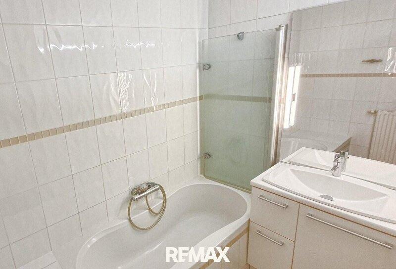 8 Badezimmer ETW 1220