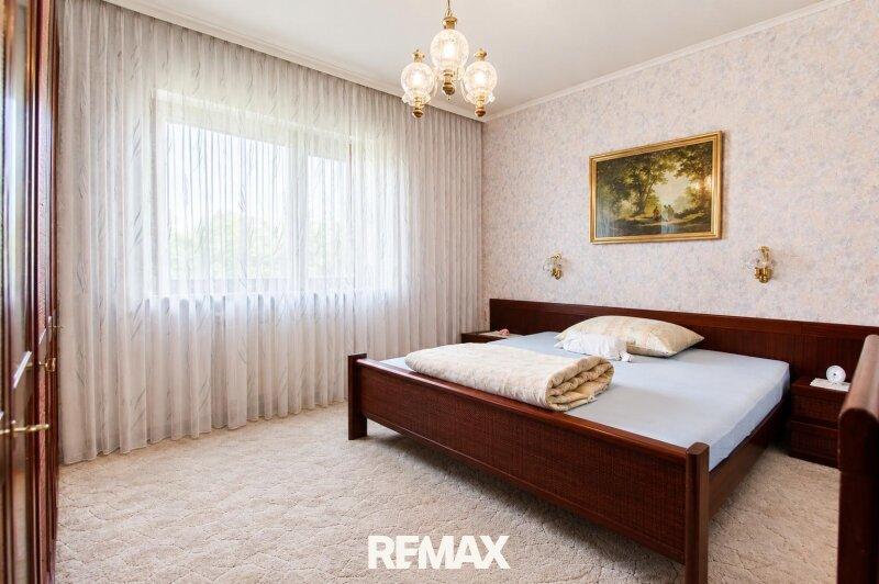 Schlafzimmer EG