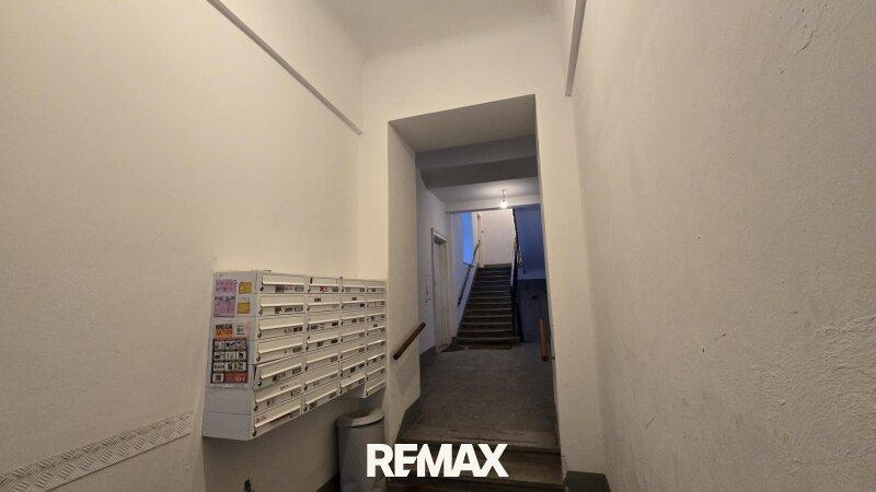 10 Stiegenhaus