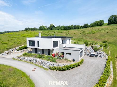 "Luxus,Land,Liebe,Linz-Exklusive Villa mit Erdw�rme, Gartenresidenz und unverbaubarem Gr�nblick!"