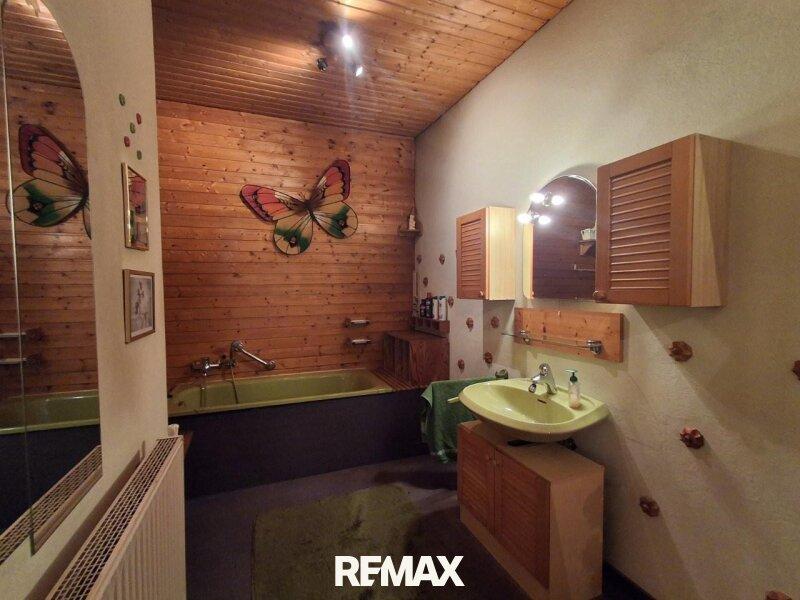 12 Badezimmer EFH 1220