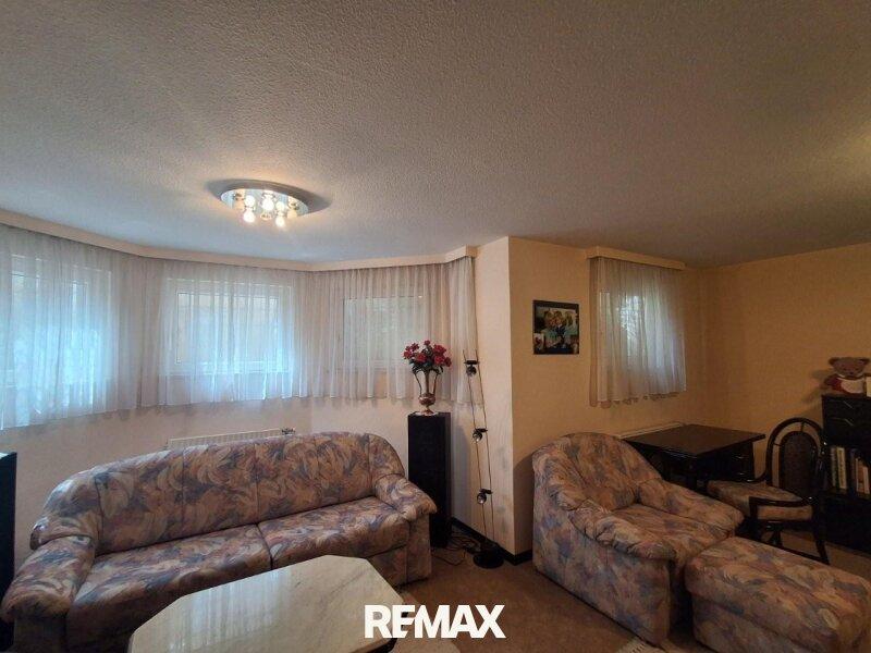 26 Wohnzimmer UG Strasshof