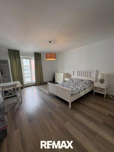Foto 1 Zimmer_ Wohnzimmer 1