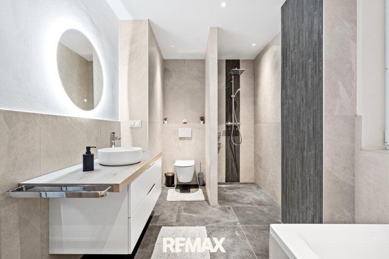 09 Badezimmer