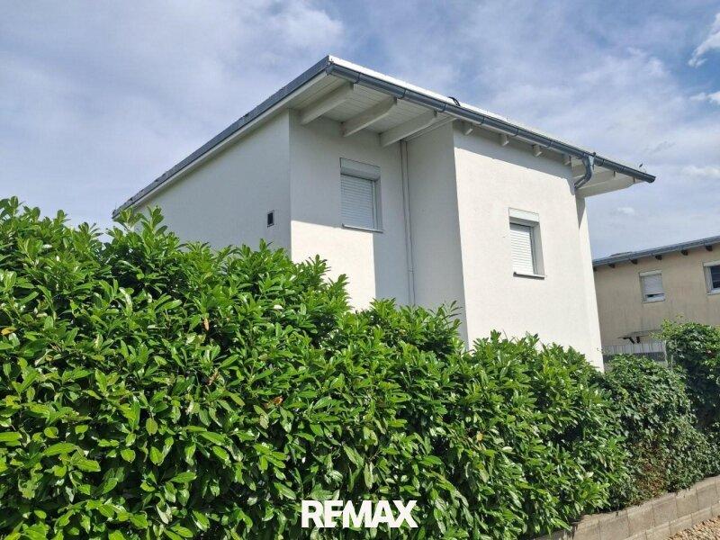 27 Haus mit Hecke au�en 1220